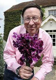 Max Hastings