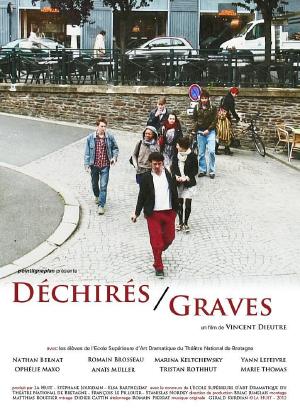 Déchirés / Graves海报封面图