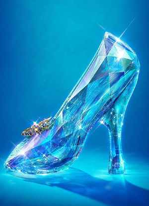 Cinderella: The Shoe Must Go On海报封面图