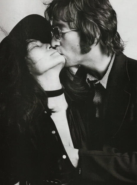 列侬和洋子：头顶唯有天空