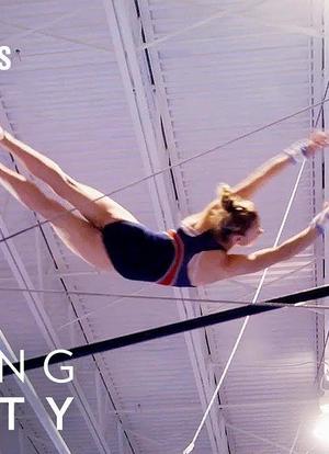 Defying Gravity: The Untold Story of Women's Gymnastics海报封面图