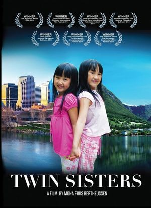 双胞胎姐妹海报封面图