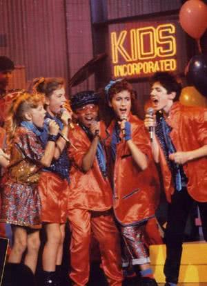 Kids Incorporated: Rock in the New Year海报封面图